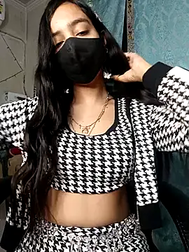 Parinaaz18 online show from 12/20/25, 02:07