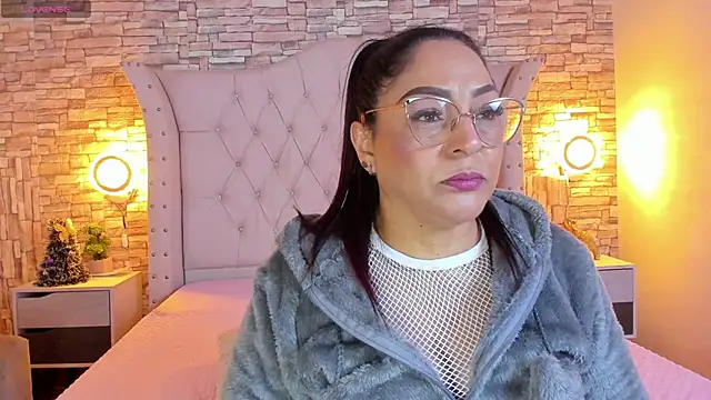 Gina Myers online show from 01/05/25, 02:08