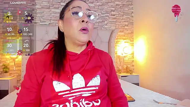 Gina Myers online show from 02/03/25, 01:19