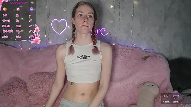 Snapshot of Lillian_Lahot chatting on 03/28/26, 02:38 Lillian Lahot online show from 03/28/26, 02:38