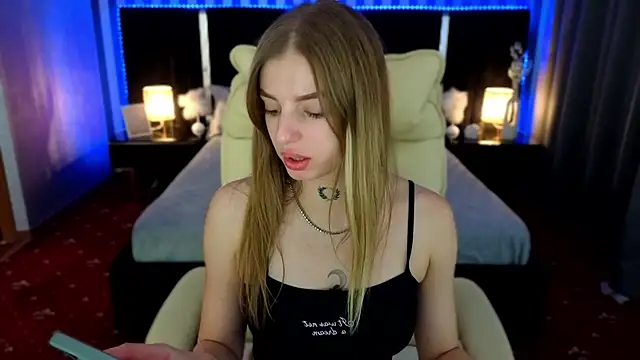 Snapshot of Lexi_Si chatting on 09/29/25, 06:07 Lexi Si online show from 09/29/25, 06:07