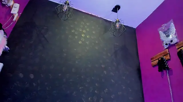 Alexa Slave online show from 03/25/26, 07:20