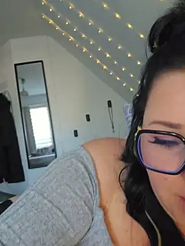 -BonnieBlack- online show from 03/17/26, 07:01