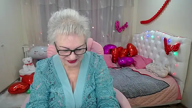 KayleSmoll online show from 02/07/25, 10:20