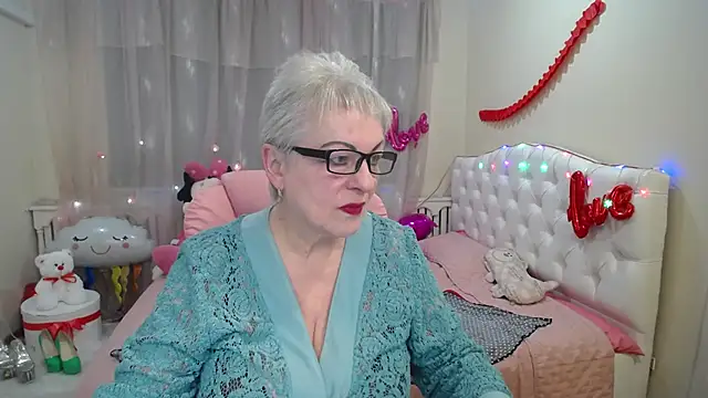 KayleSmoll online show from 03/13/25, 04:27