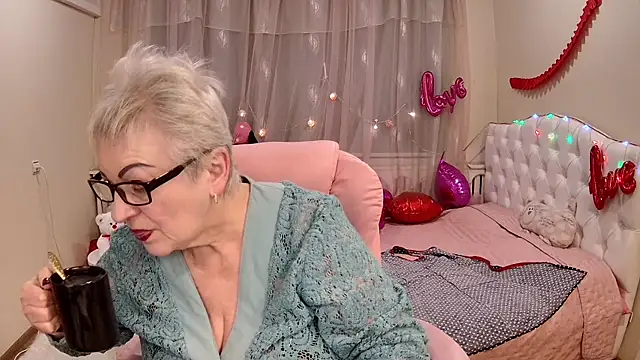 KayleSmoll online show from 03/20/25, 01:46