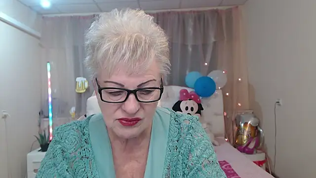 KayleSmoll online show from 09/27/25, 06:24