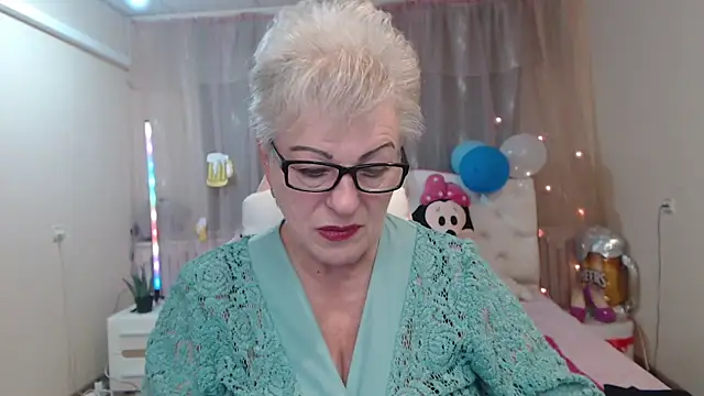 KayleSmoll online show from 09/28/25, 06:24