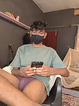 Snapshot of richardjames95 chatting on 10/29/25, 06:42 richardjames95 online show from 10/29/25, 06:42