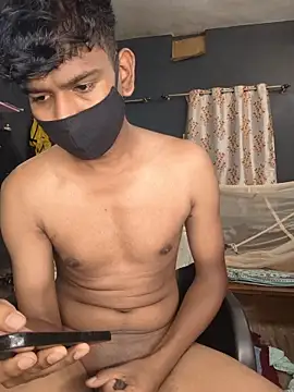 Snapshot of richardjames95 chatting on 10/30/25, 06:41 richardjames95 online show from 10/30/25, 06:41