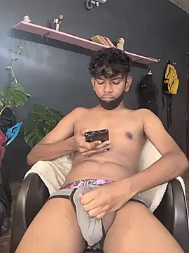 Snapshot of richardjames95 chatting on 11/01/25, 09:55 richardjames95 online show from 11/01/25, 09:55