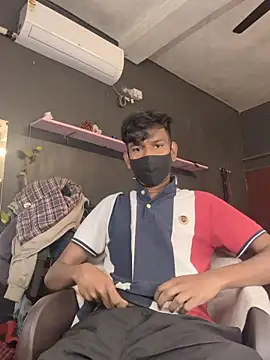 Snapshot of richardjames95 chatting on 02/11/26, 04:01 richardjames95 online show from 02/11/26, 04:01