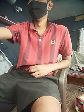 Snapshot of richardjames95 chatting on 02/18/26, 05:31 richardjames95 online show from 02/18/26, 05:31