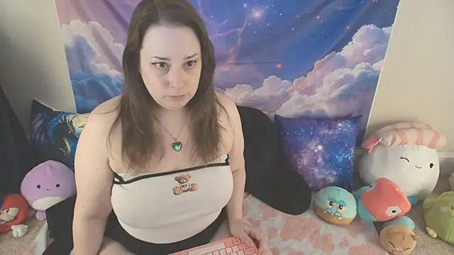 MilkyBunny online show from 04/21/26, 03:39