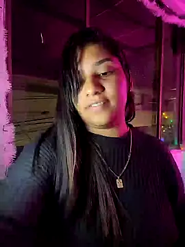 Snapshot of Sofythom1 chatting on 12/27/24, 03:42 Sofythom1 online show from 12/27/24, 03:42