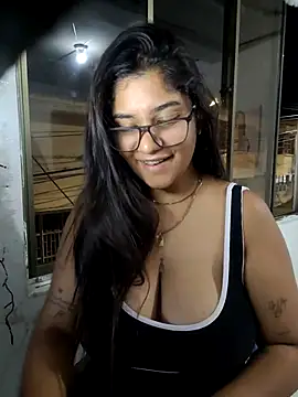 Sofythom1 online show from 03/09/25, 01:04