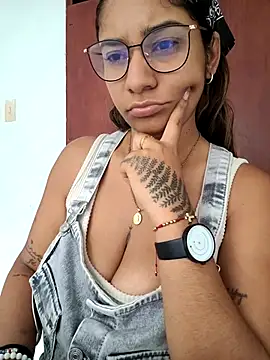 Sofythom1 online show from 02/01/26, 06:06