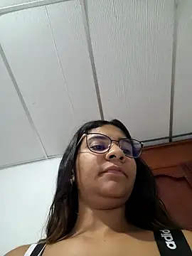 Sofythom1 online show from 05/29/26, 01:58