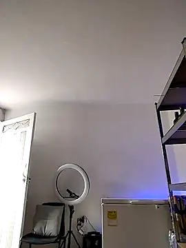 KateDer7 online show from 10/13/25, 12:05