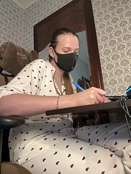 BlackM00n8 online show from 01/31/25, 07:07