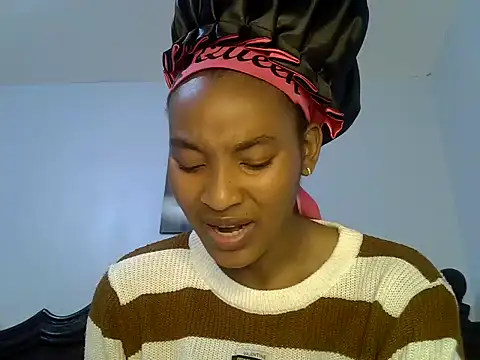 cute-alexis online show from 05/11/26, 12:55
