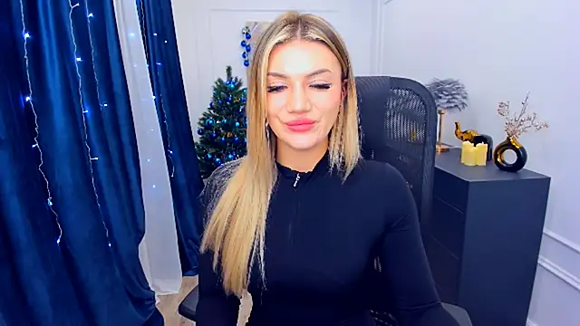 SelenaeMoore online show from 12/14/25, 07:40