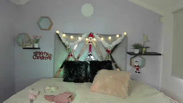 Esteff  o2 online show from 12/21/24, 07:06