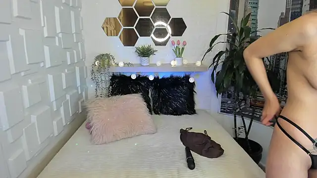 Esteff  o2 online show from 02/05/25, 07:42