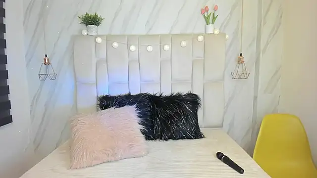 Esteff  o2 online show from 02/28/25, 08:18