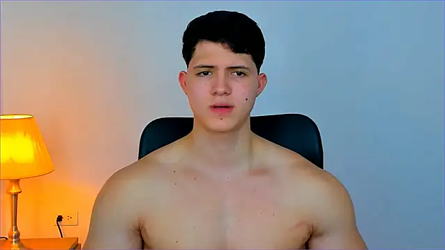 Hazzan Velez online show from 02/19/25, 01:18