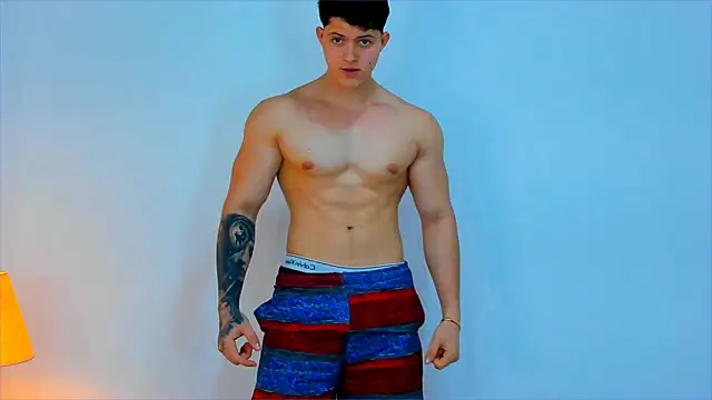 Hazzan Velez online show from 03/12/25, 04:19