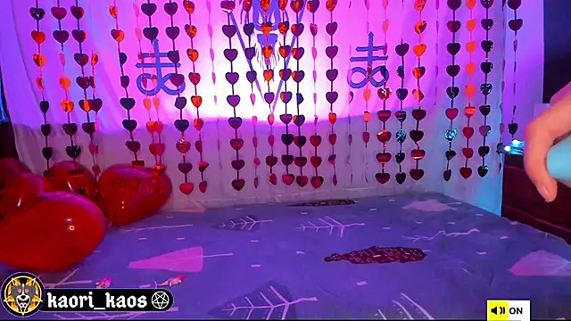 kaos room online show from 02/06/25, 02:22