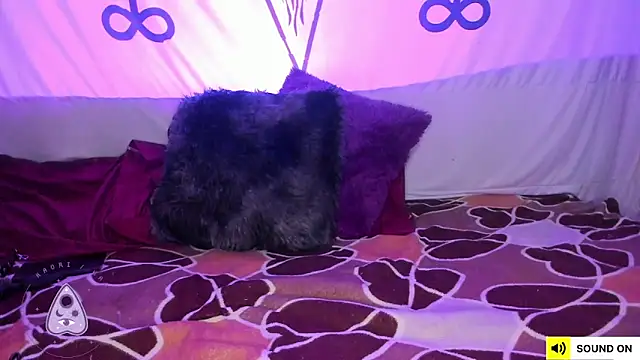 kaos room online show from 02/19/25, 02:44