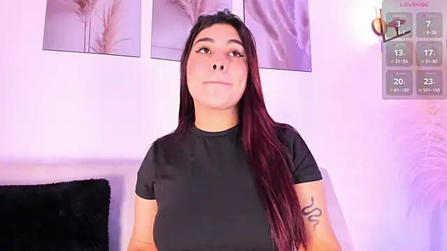 Danna adams01 online show from 12/18/25, 03:29