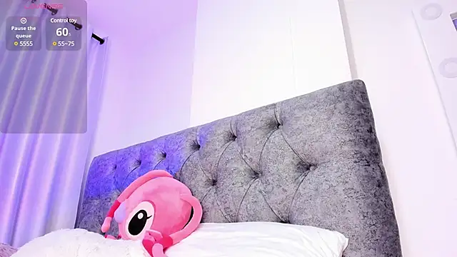 abbyfoxx  online show from 03/19/25, 12:04