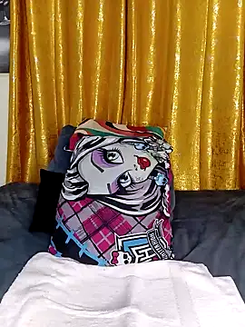 Cherriikenzie online show from 02/03/25, 06:39