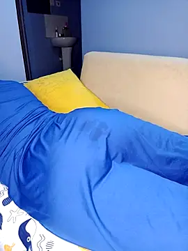 Cherriikenzie online show from 11/26/25, 08:21