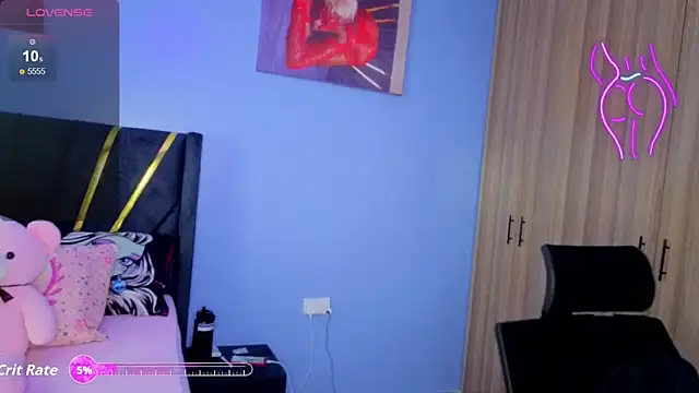 Cherriikenzie online show from 05/25/26, 07:36