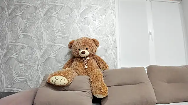 Snapshot of Karina_sunny chatting on 02/12/25, 07:45 Karina sunny online show from 02/12/25, 07:45