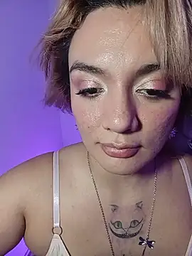 kitten sweet online show from 06/22/26, 03:25