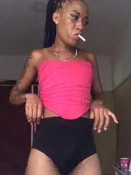 Snapshot of Kylie_Hairy_Bbc chatting on 02/01/25, 03:28 Kylie Hairy Bbc online show from 02/01/25, 03:28