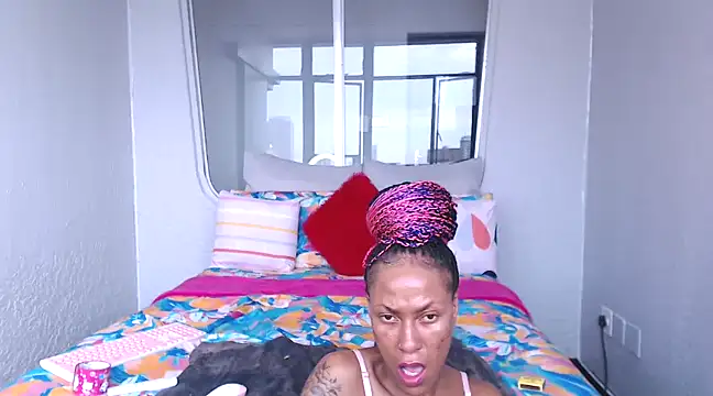 Snapshot of Kylie_Hairy_Bbc chatting on 03/07/25, 05:40 Kylie Hairy Bbc online show from 03/07/25, 05:40