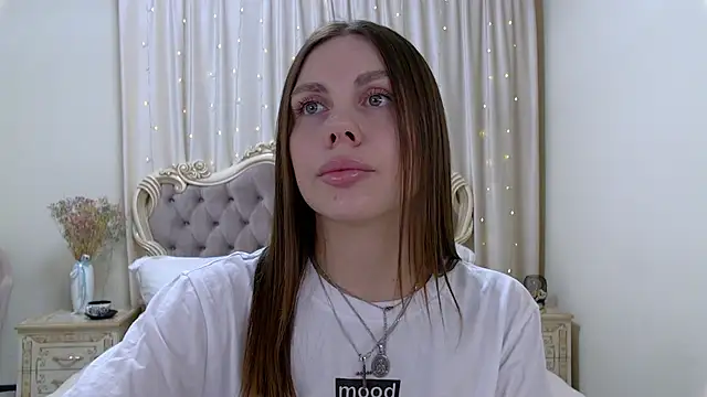 RoseHubbard online show from 01/29/25, 05:51