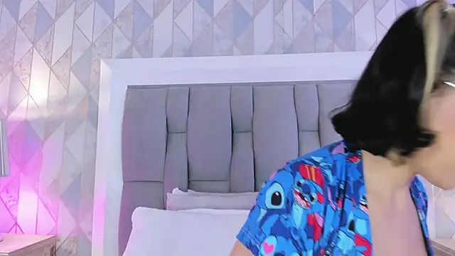 anais cooper online show from 03/01/25, 11:39