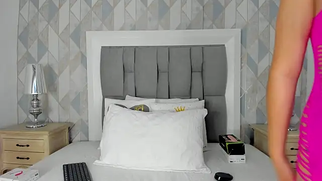 anais cooper online show from 10/18/25, 11:33