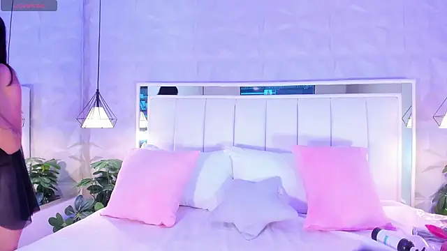 Snapshot of CailynBrowm chatting on 01/06/25, 01:19 CailynBrowm online show from 01/06/25, 01:19