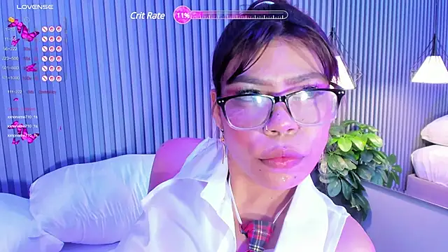 Snapshot of CailynBrowm chatting on 03/11/25, 07:15 CailynBrowm online show from 03/11/25, 07:15