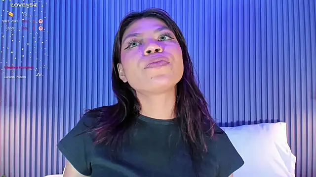 Snapshot of CailynBrowm chatting on 03/15/25, 05:30 CailynBrowm online show from 03/15/25, 05:30