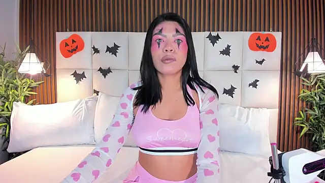 Snapshot of CailynBrowm chatting on 11/01/25, 04:47 CailynBrowm online show from 11/01/25, 04:47