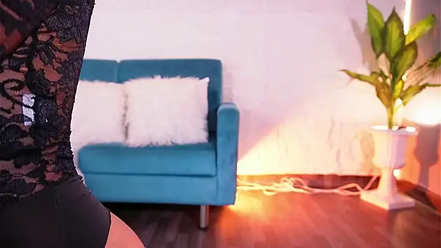 CailynBrowm online show from 03/27/26, 04:07